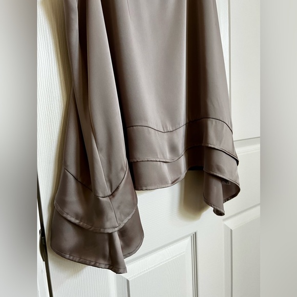 Open Front 3/4 Sleeves Crochet Sweater, & coordinating Tank Top. Taupe. - Picture 11 of 15